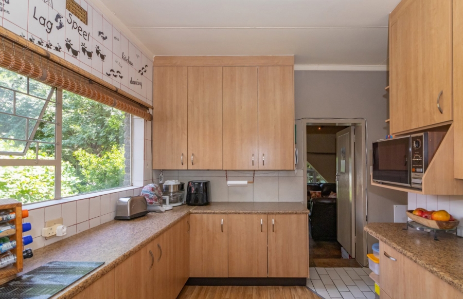 5 Bedroom Property for Sale in Jordania Free State